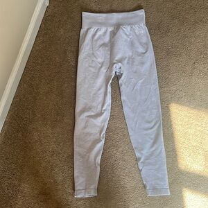 Like new light purple leggings